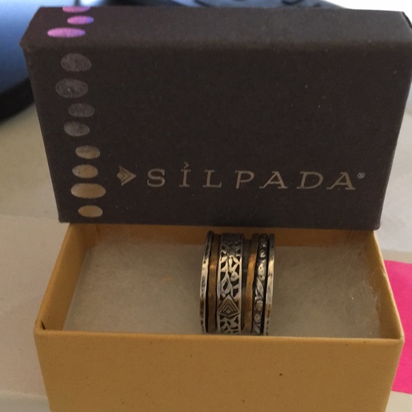 Ring - Picture 1 of 1